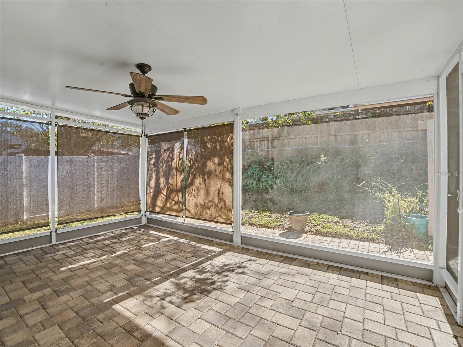 Image 18 of 23 For 2007 Paladin Court