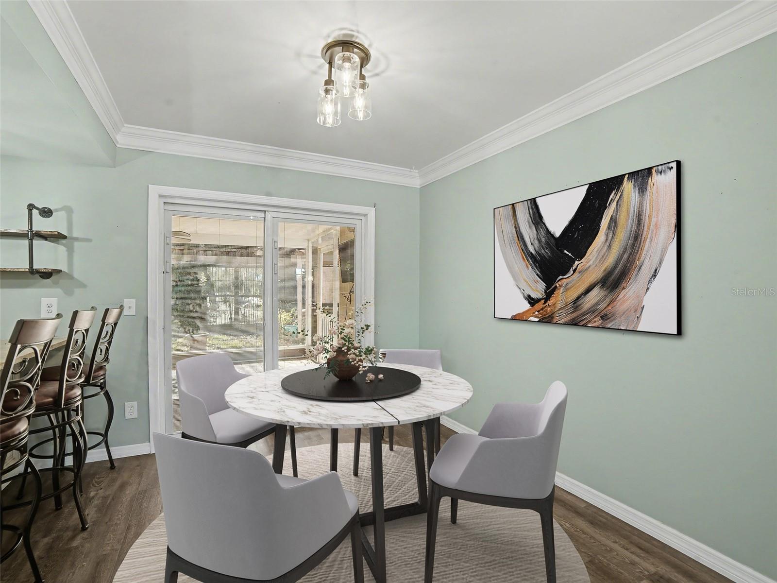 Image 6 of 23 For 2007 Paladin Court