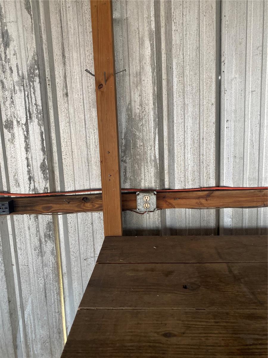 Image 13 of 68 For 2302 Cochran Street