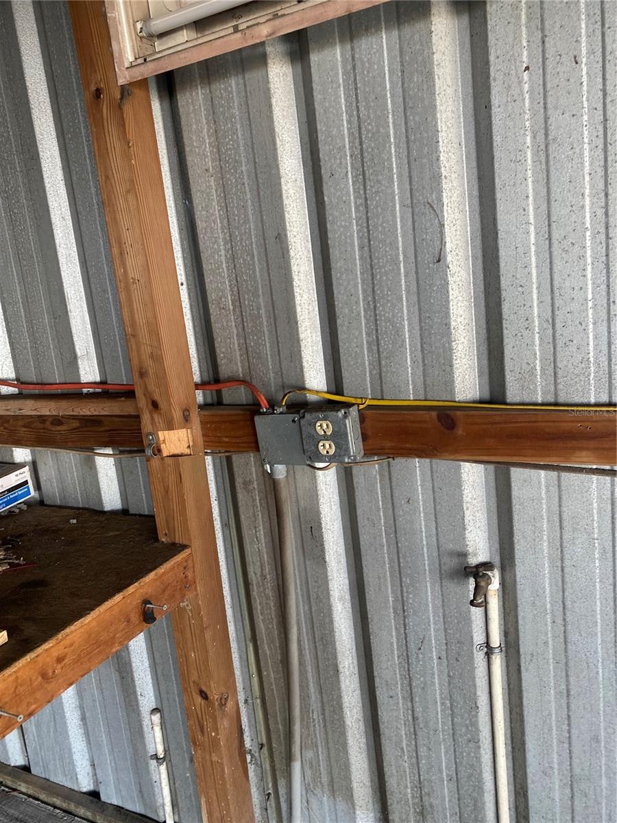 Image 16 of 68 For 2302 Cochran Street