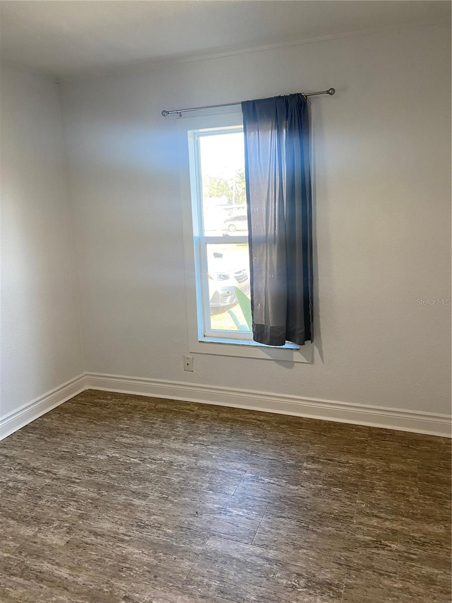 Image 60 of 68 For 2302 Cochran Street