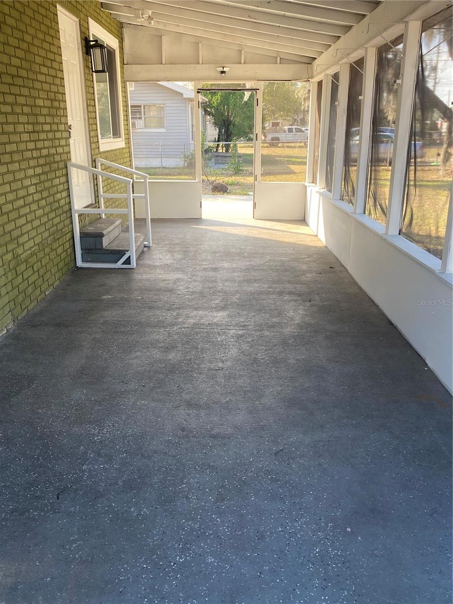 Image 67 of 68 For 2302 Cochran Street