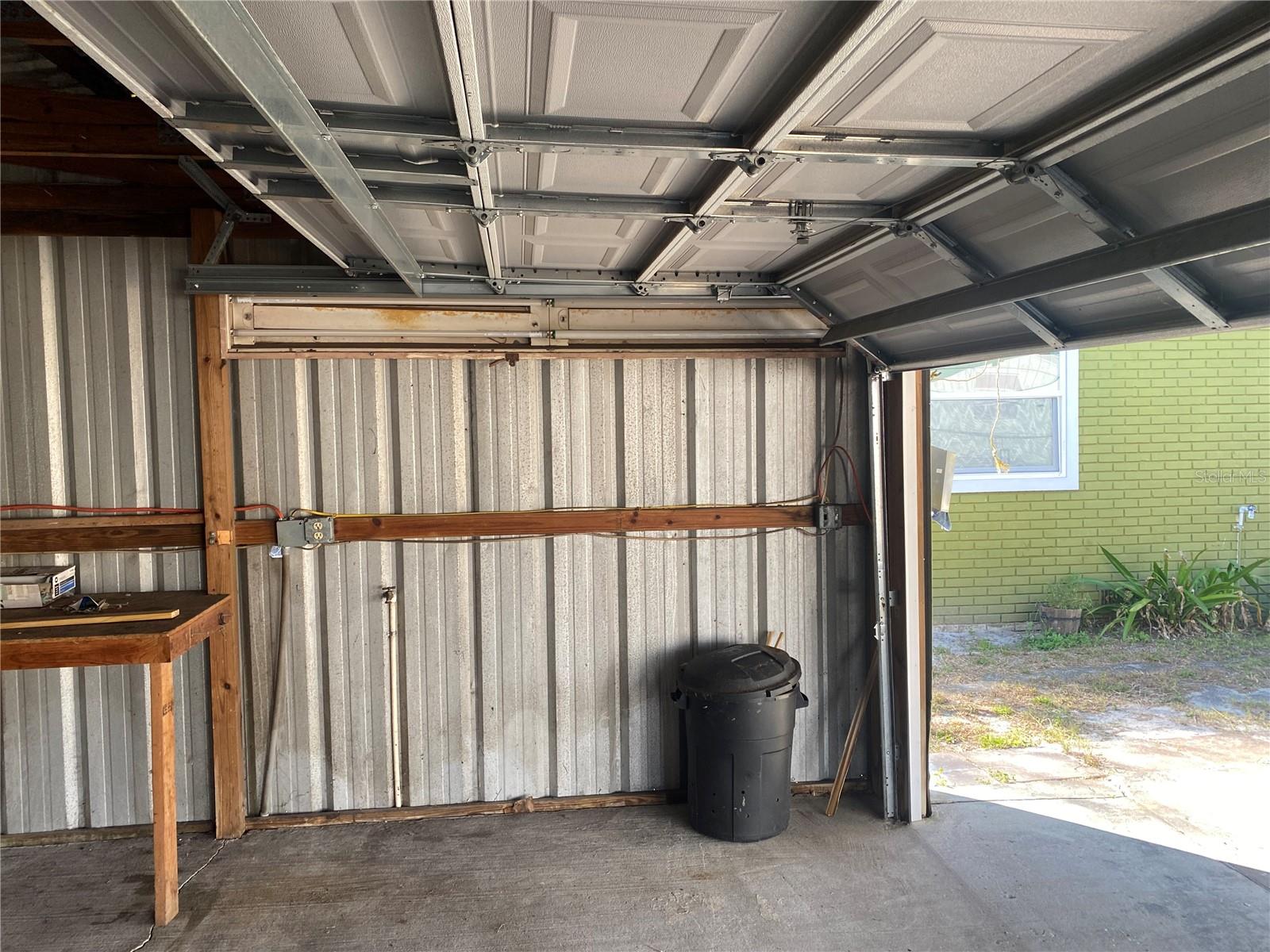 Image 8 of 68 For 2302 Cochran Street