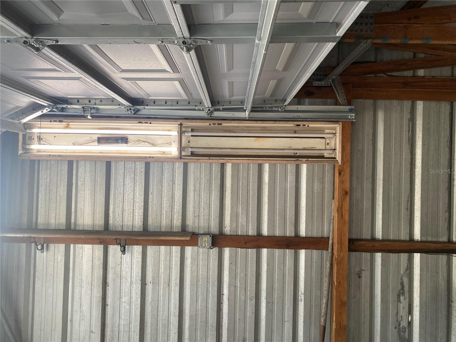 Image 9 of 68 For 2302 Cochran Street