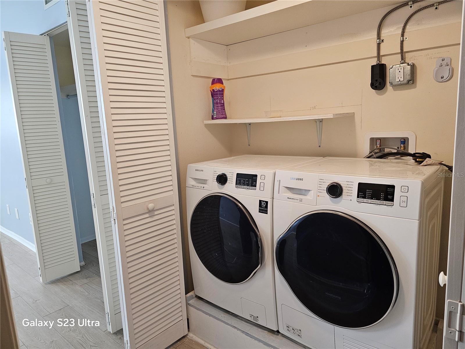 Image 21 of 36 For 2263 Americus Boulevard E 17