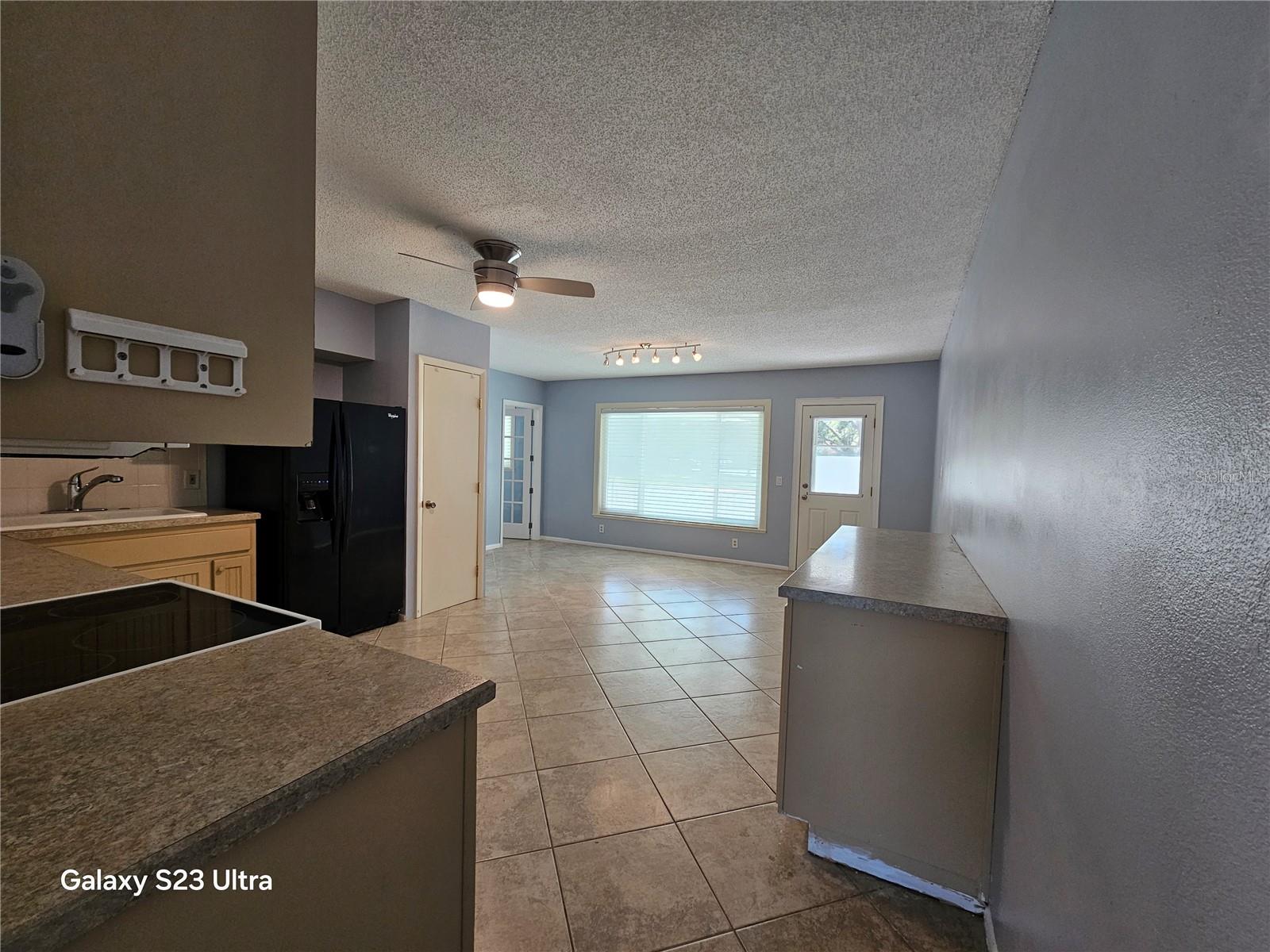 Image 6 of 36 For 2263 Americus Boulevard E 17