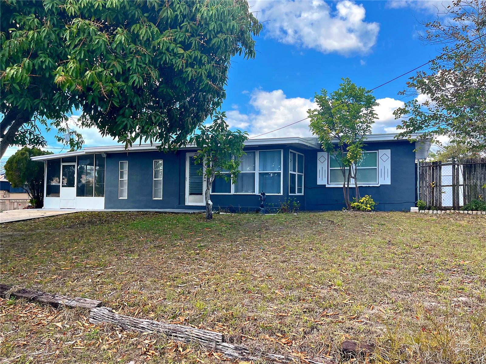 Image 3 of 39 For 72 Lake Shore Drive