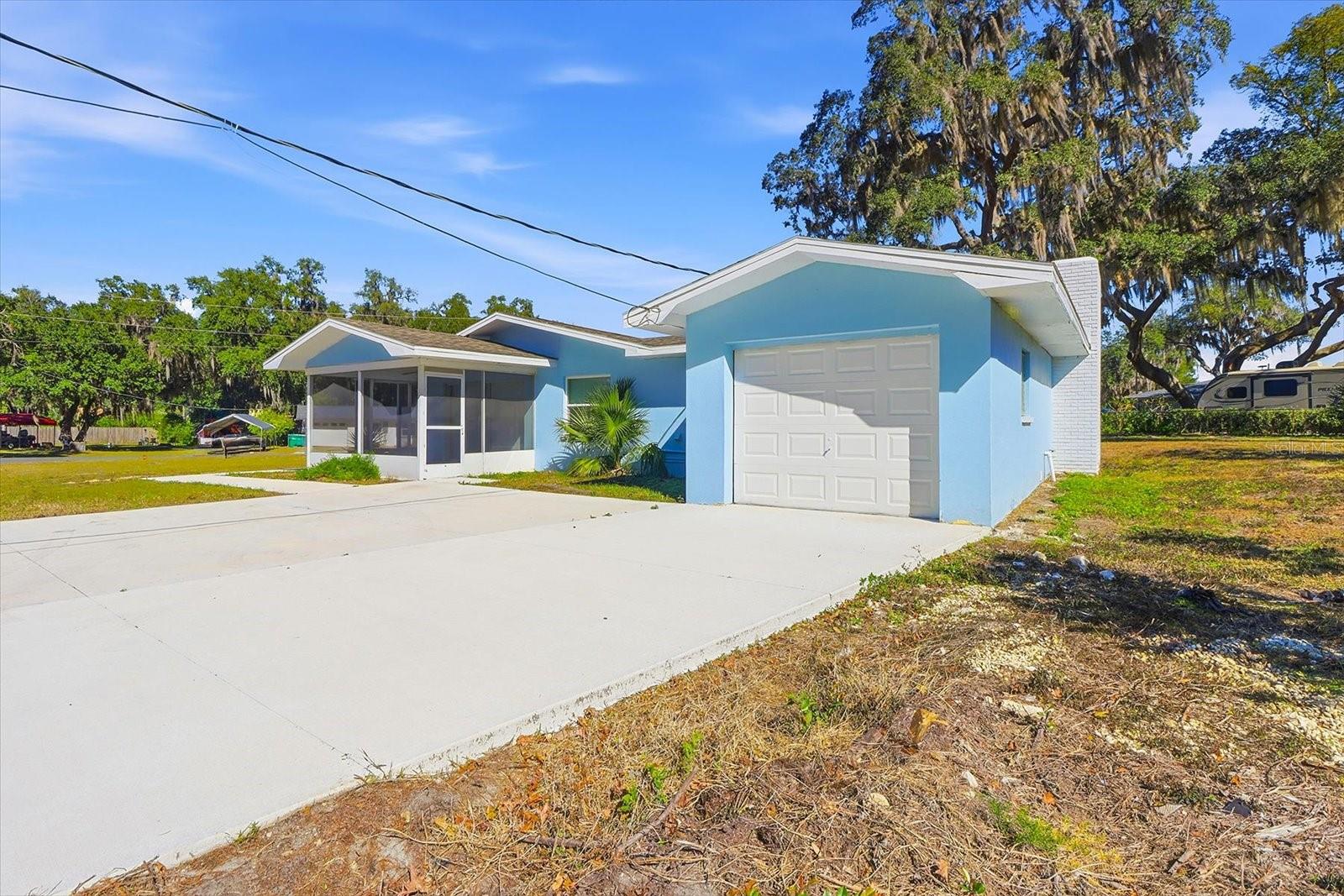 Image 15 of 45 For 1010 Bel Air Drive