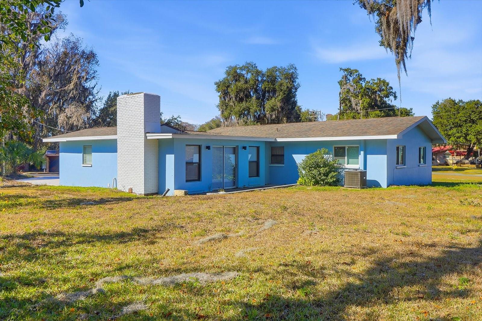 Image 18 of 45 For 1010 Bel Air Drive