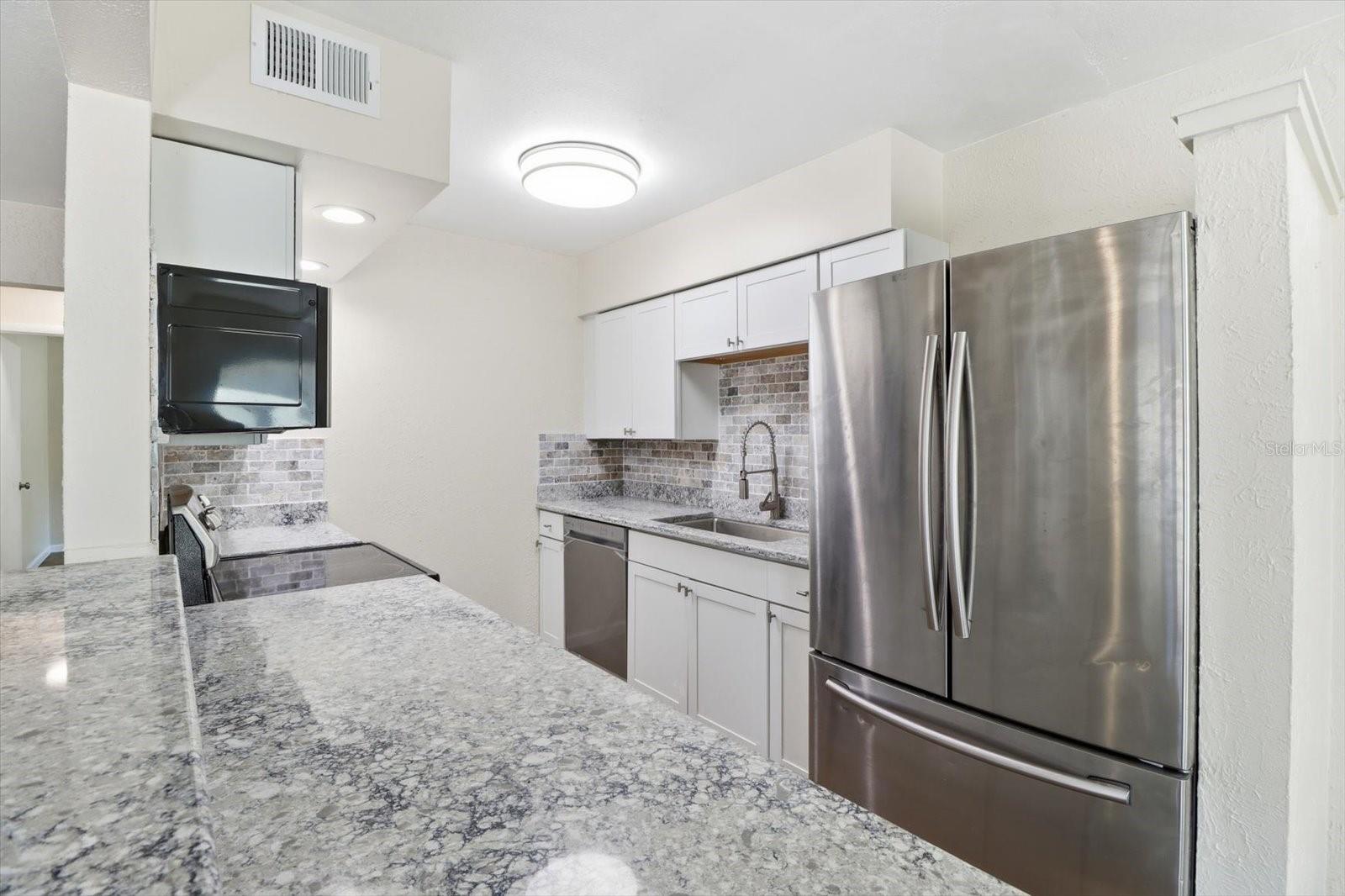 Image 3 of 45 For 1010 Bel Air Drive