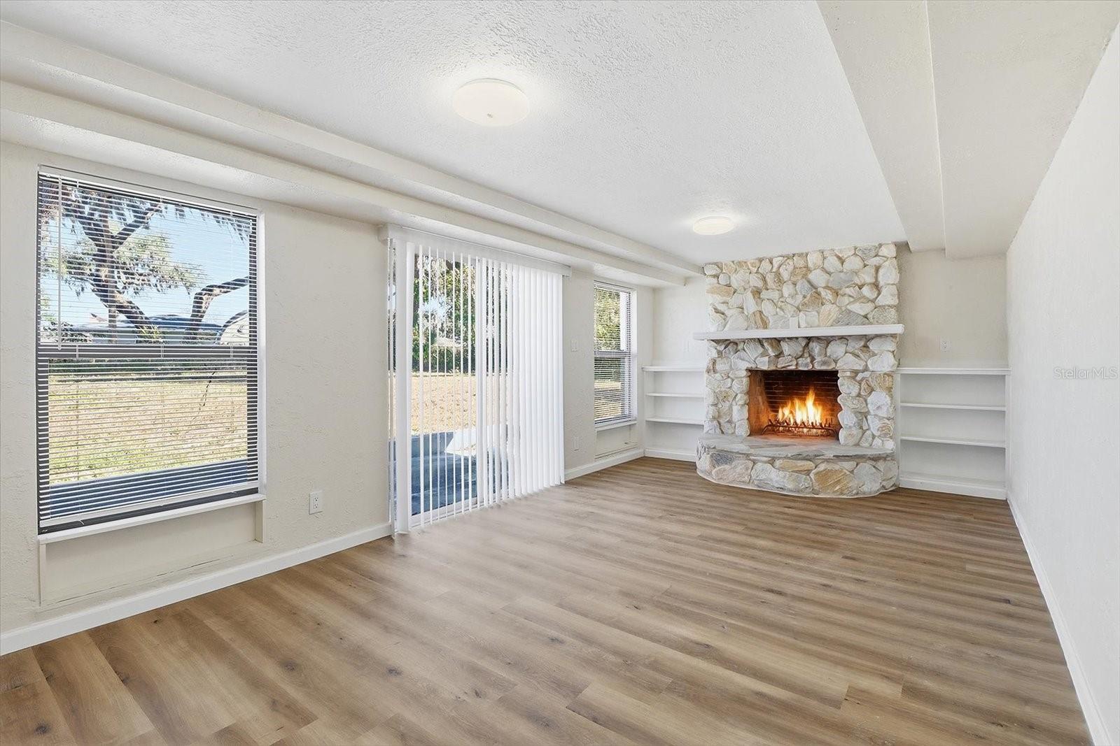 Image 7 of 45 For 1010 Bel Air Drive