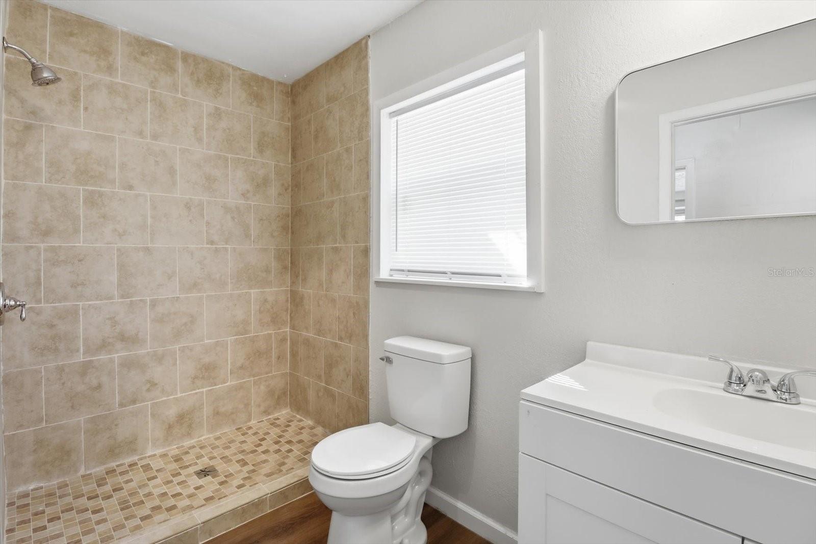 Image 9 of 45 For 1010 Bel Air Drive