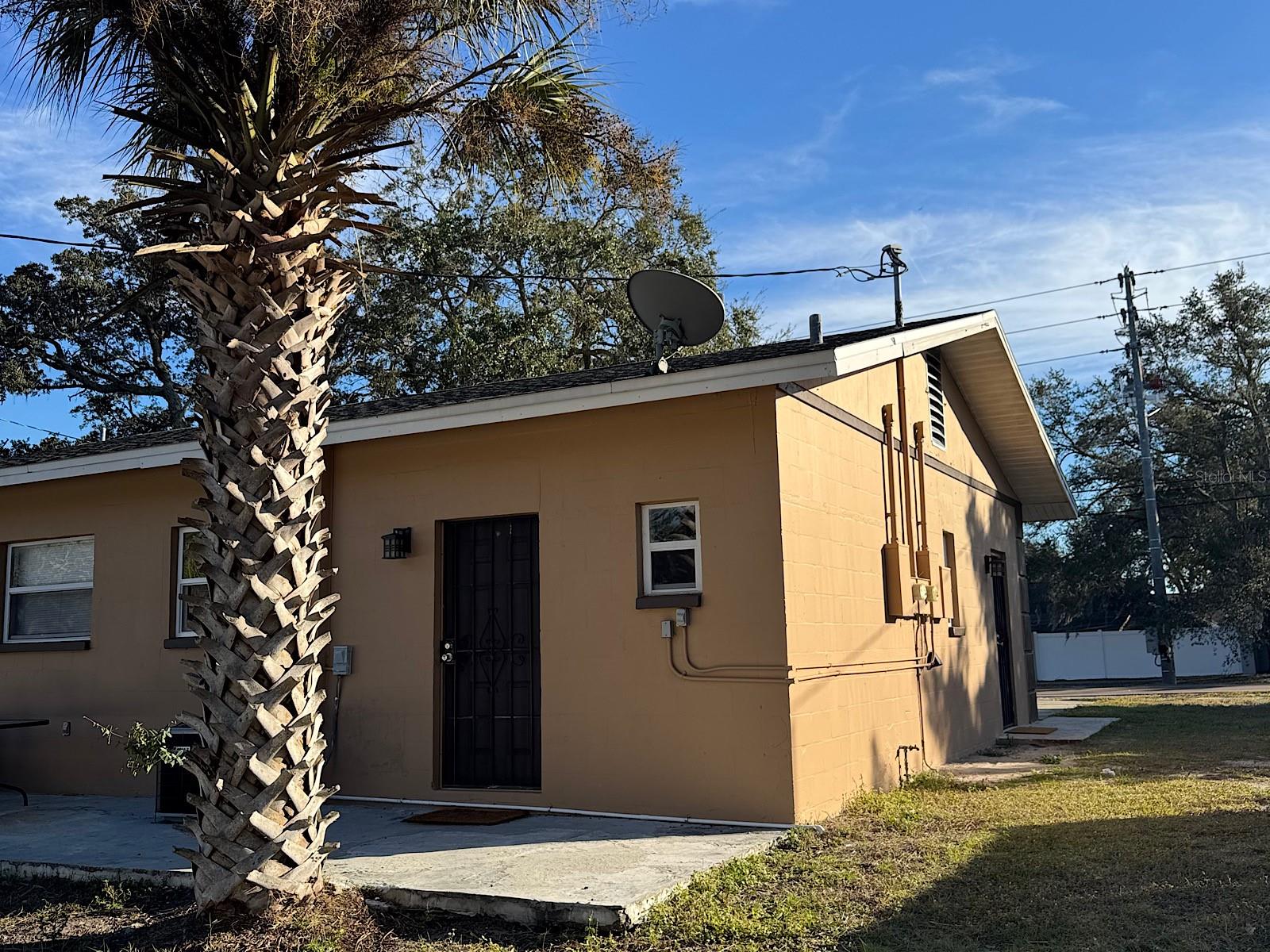 Image 17 of 19 For 623 Beckett Way A