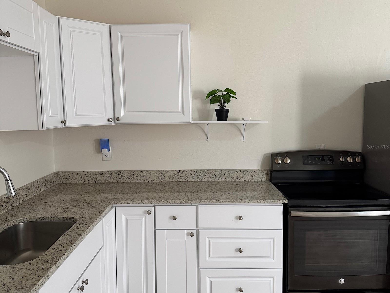 Image 5 of 19 For 623 Beckett Way A