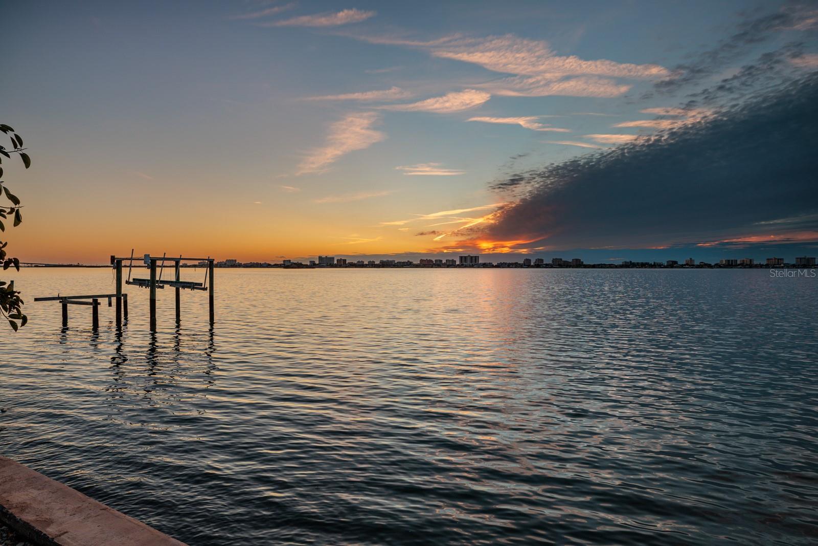 Image 10 of 38 For 1844 Venetian Point Drive