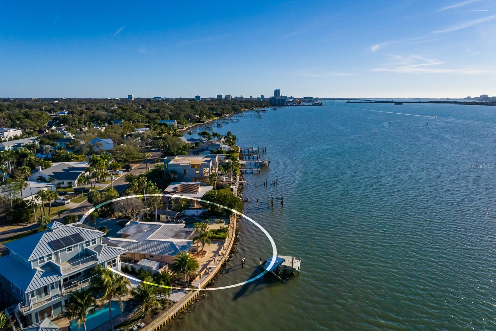 Image 16 of 38 For 1844 Venetian Point Drive