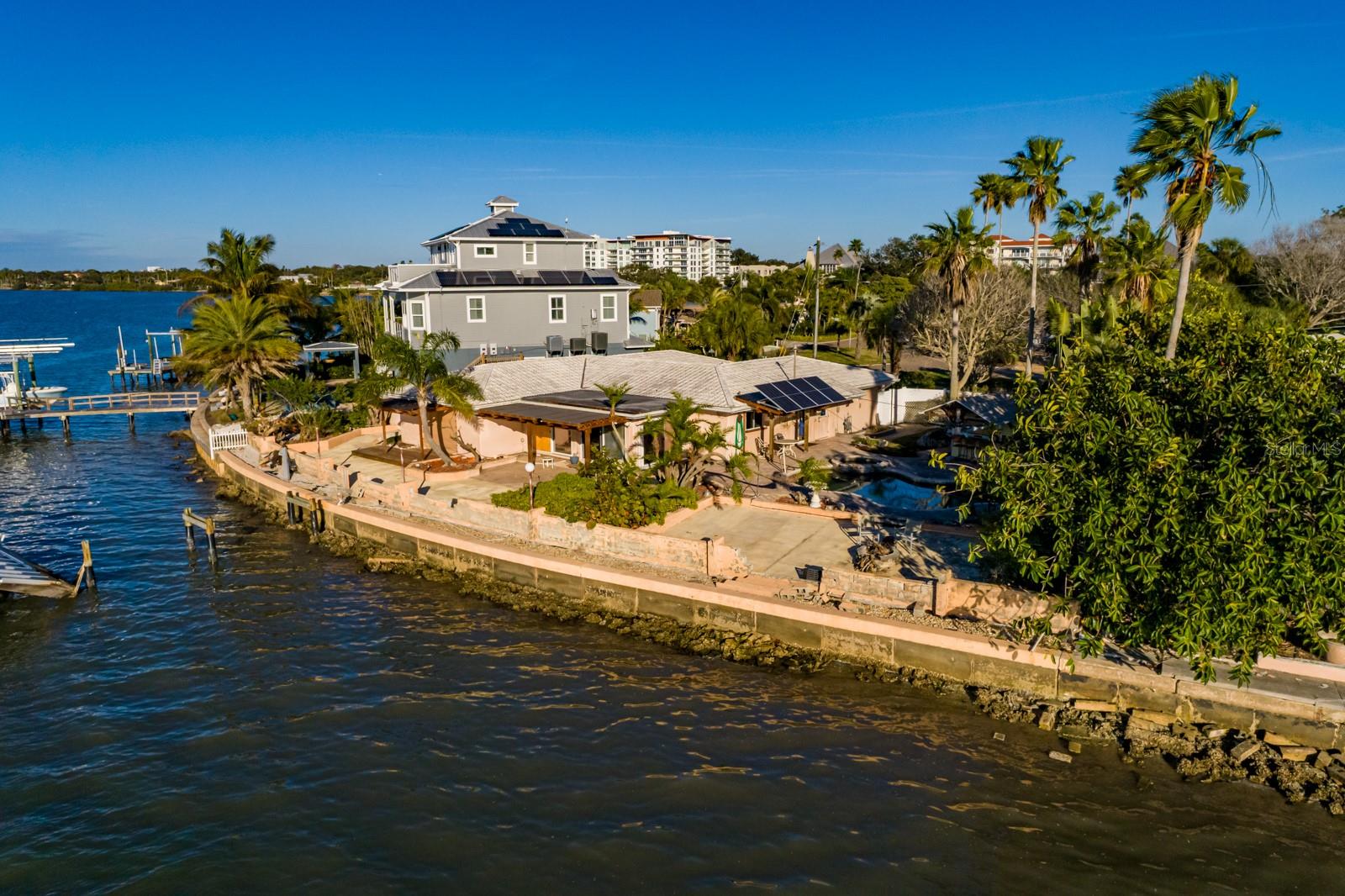 Image 26 of 38 For 1844 Venetian Point Drive