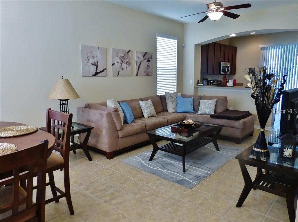 Image 4 of 14 For 8904 Red Beechwood Court