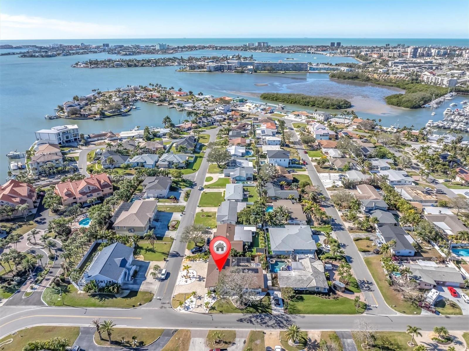 Image 41 of 47 For 6400 Mockingbird Way S