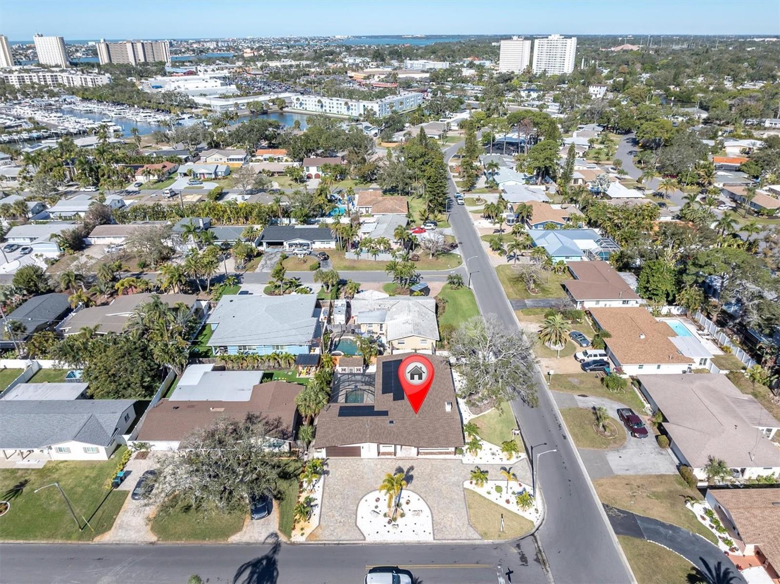 Image 43 of 47 For 6400 Mockingbird Way S