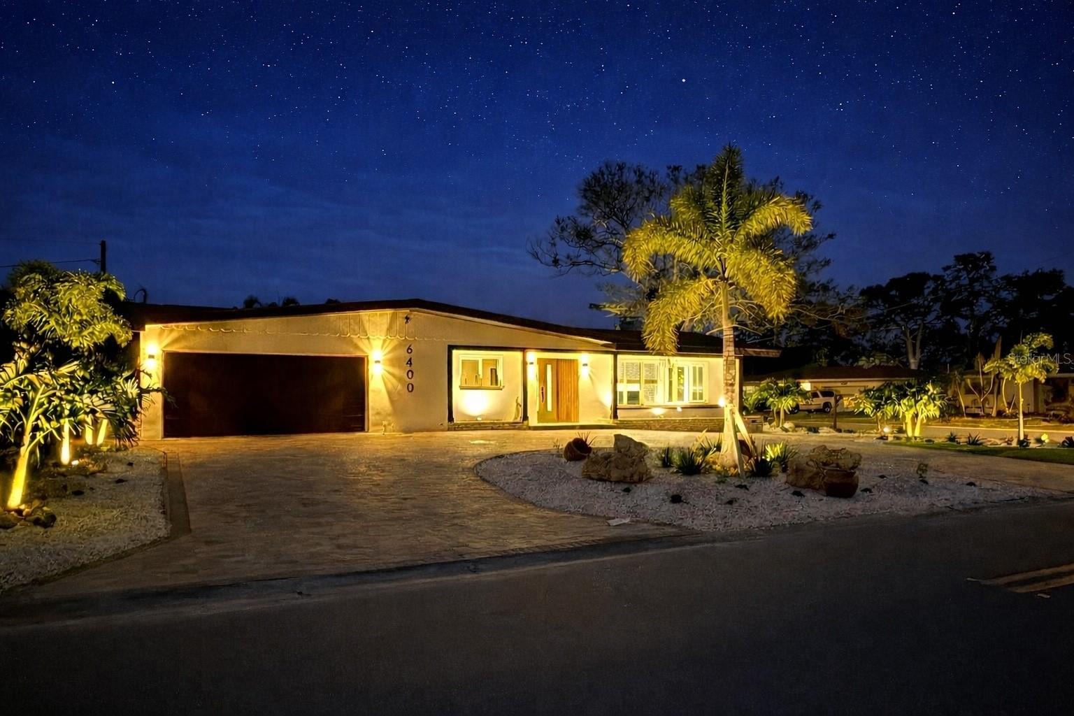 Image 44 of 47 For 6400 Mockingbird Way S