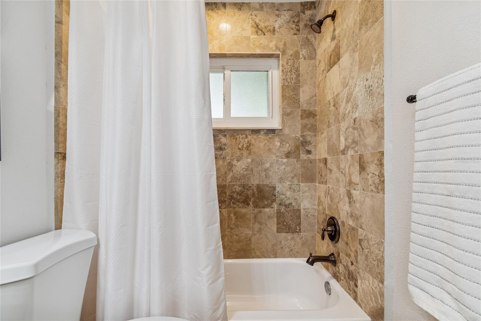 Image 19 of 42 For 145 Avon Drive