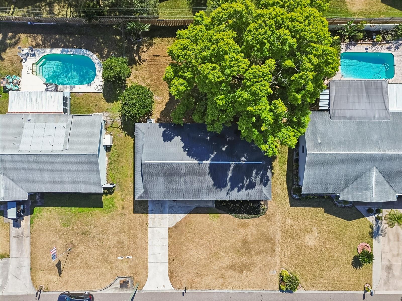 Image 34 of 42 For 145 Avon Drive