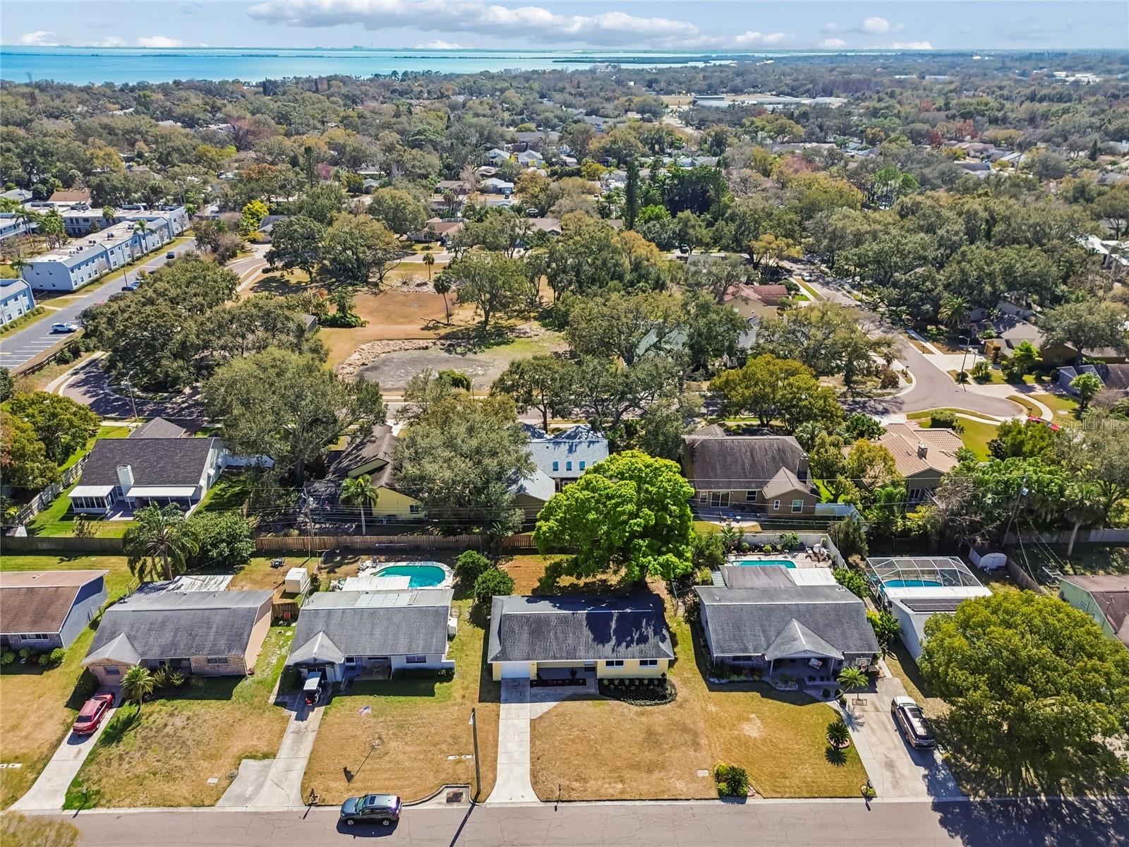 Image 35 of 42 For 145 Avon Drive