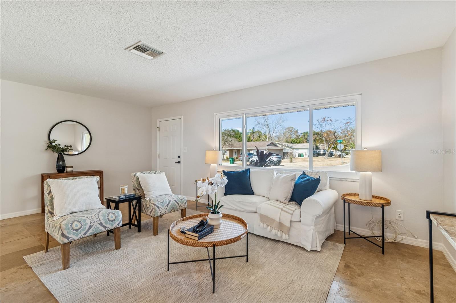 Image 7 of 42 For 145 Avon Drive