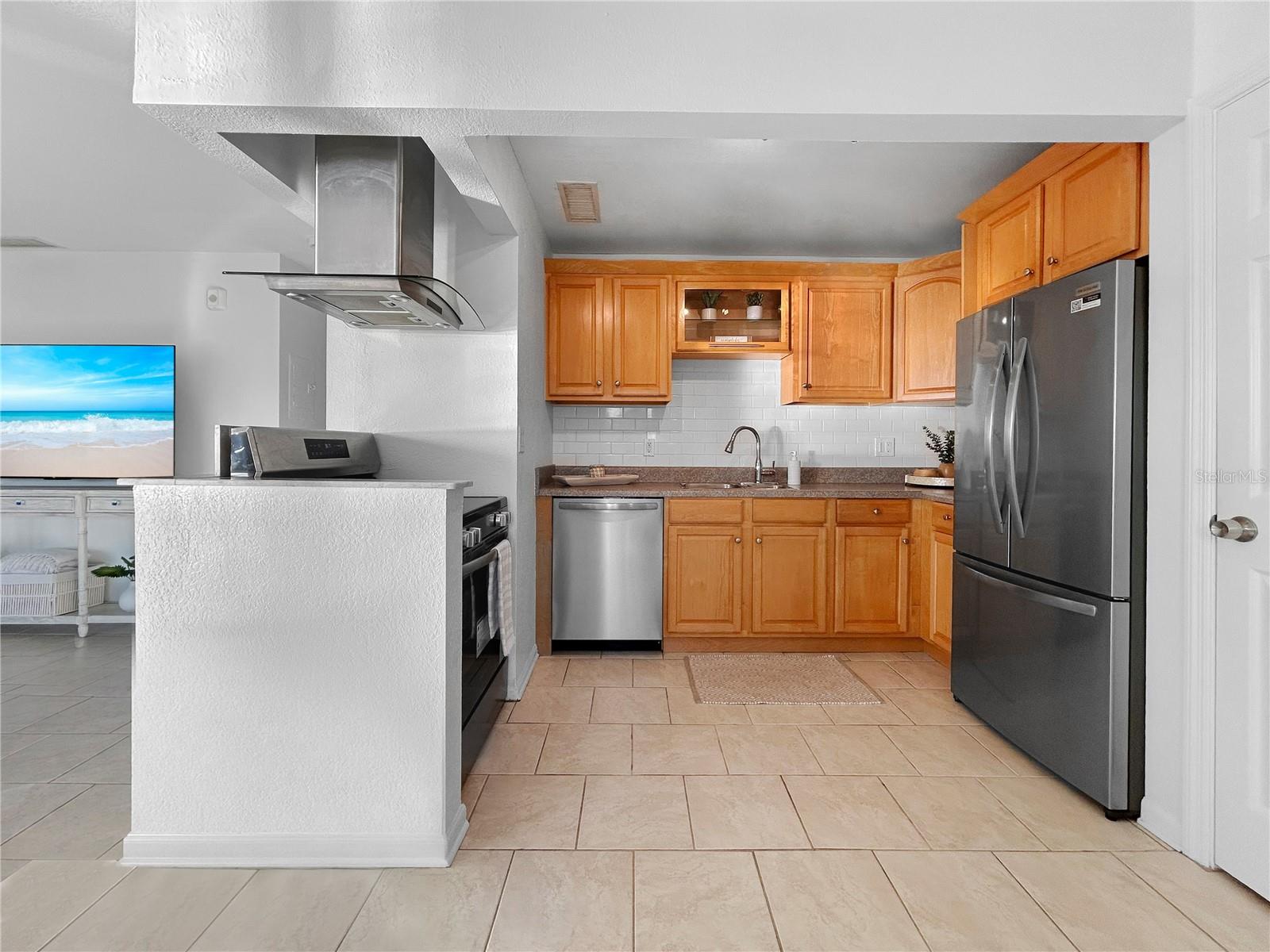 Image 15 of 37 For 5037 Starfish Drive Se D