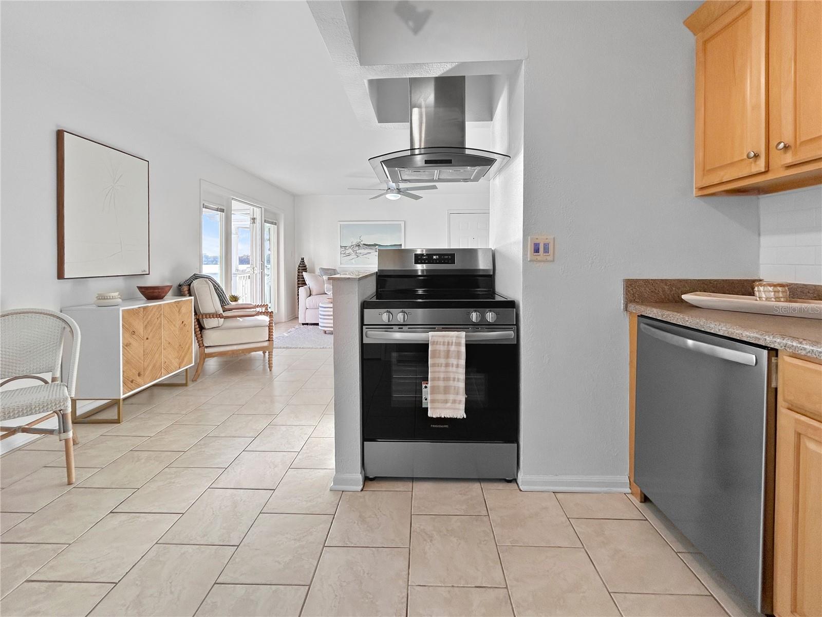 Image 16 of 37 For 5037 Starfish Drive Se D