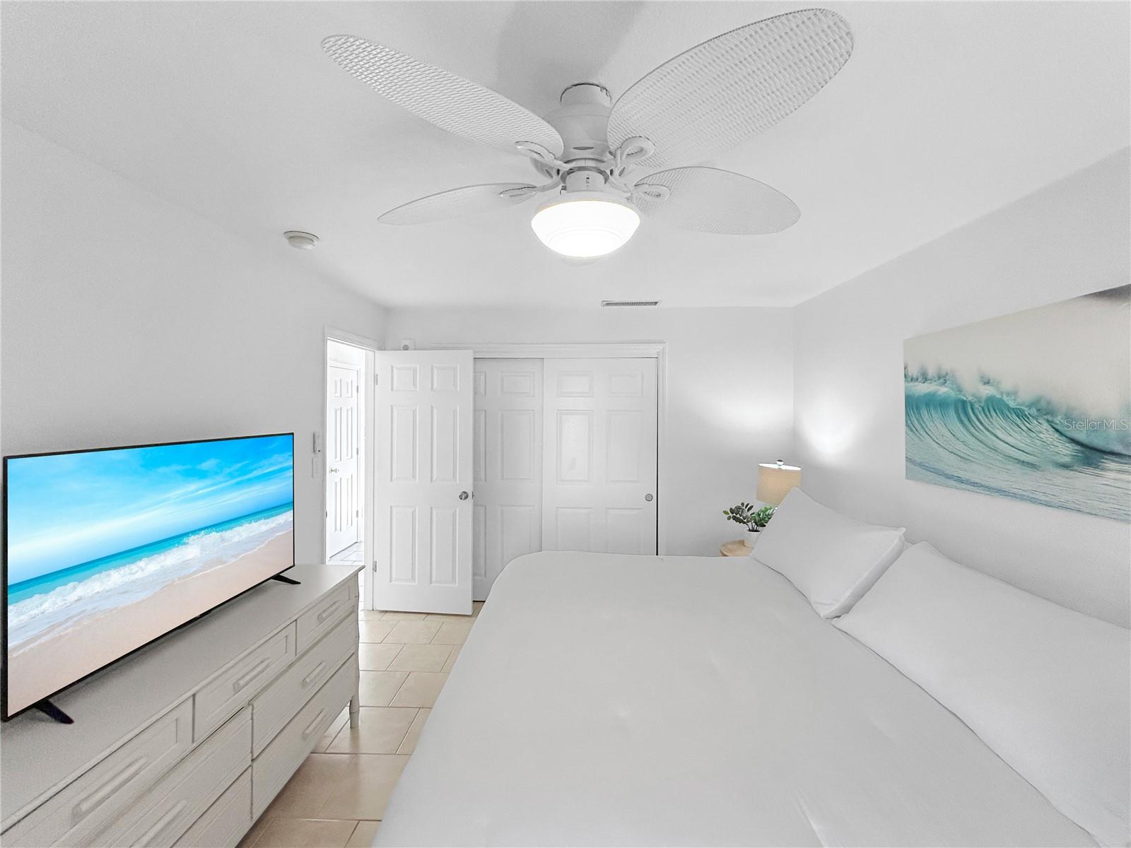 Image 20 of 37 For 5037 Starfish Drive Se D