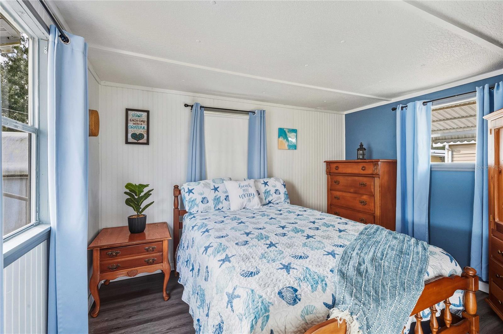 Image 10 of 44 For 37020 Lois Avenue