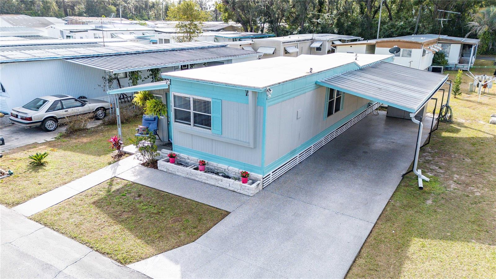 Image 21 of 44 For 37020 Lois Avenue