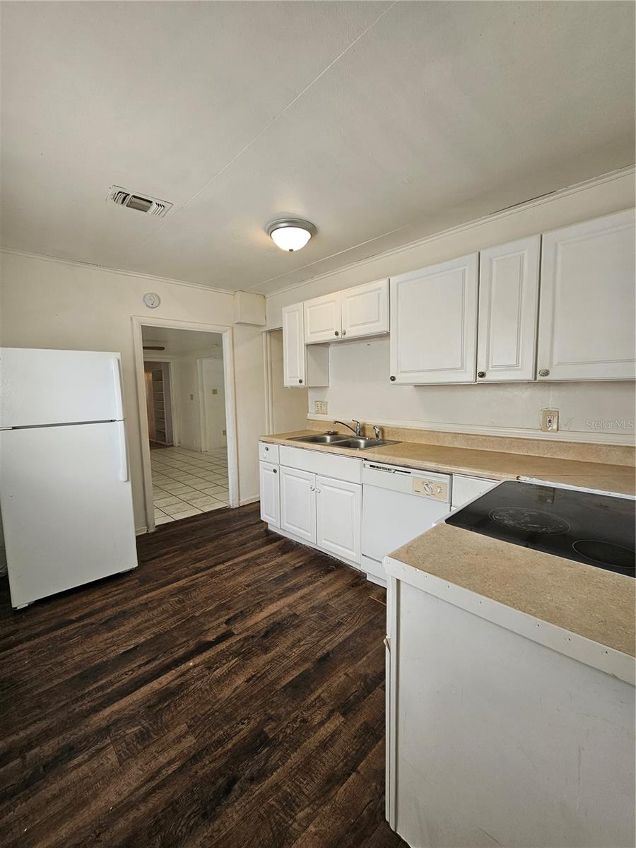 Image 9 of 27 For 5706 Dr Martin Luther King Jr Street N