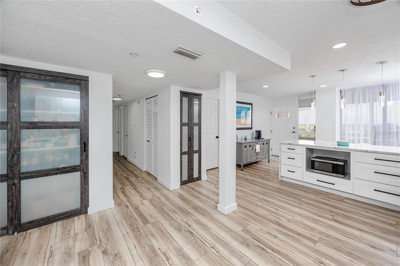 Image 13 of 43 For 17940 Gulf Boulevard 16a