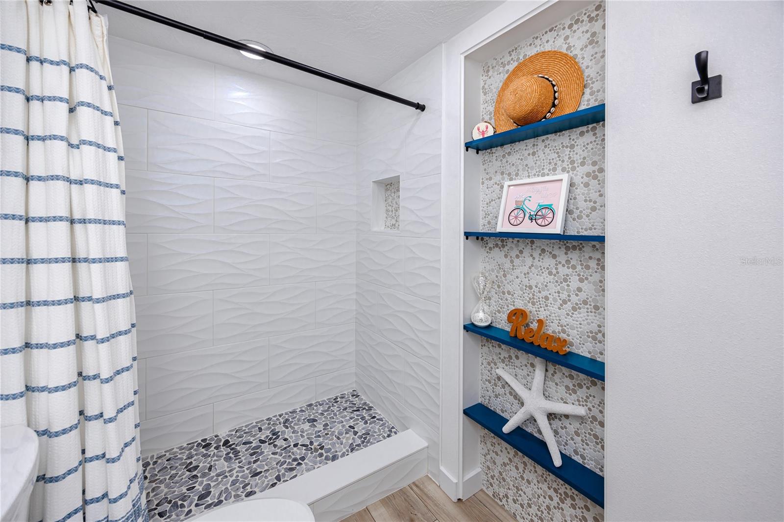 Image 27 of 43 For 17940 Gulf Boulevard 16a