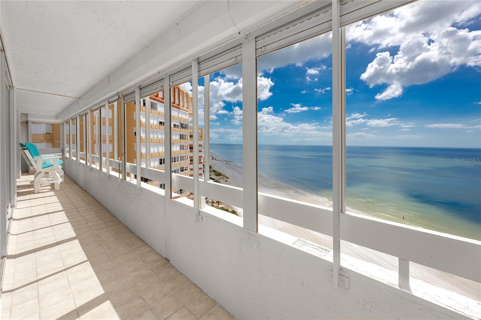 Image 31 of 43 For 17940 Gulf Boulevard 16a