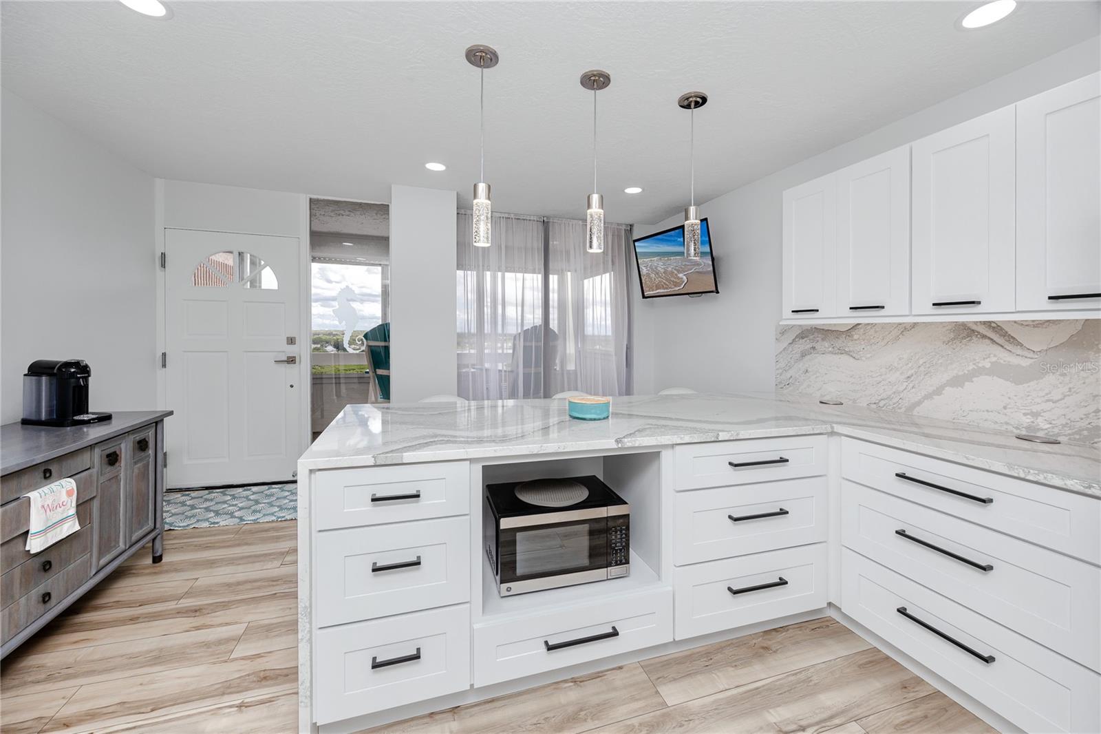 Image 8 of 43 For 17940 Gulf Boulevard 16a