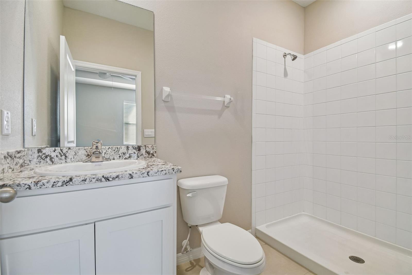 Image 21 of 67 For 12436 Shining Willow Street