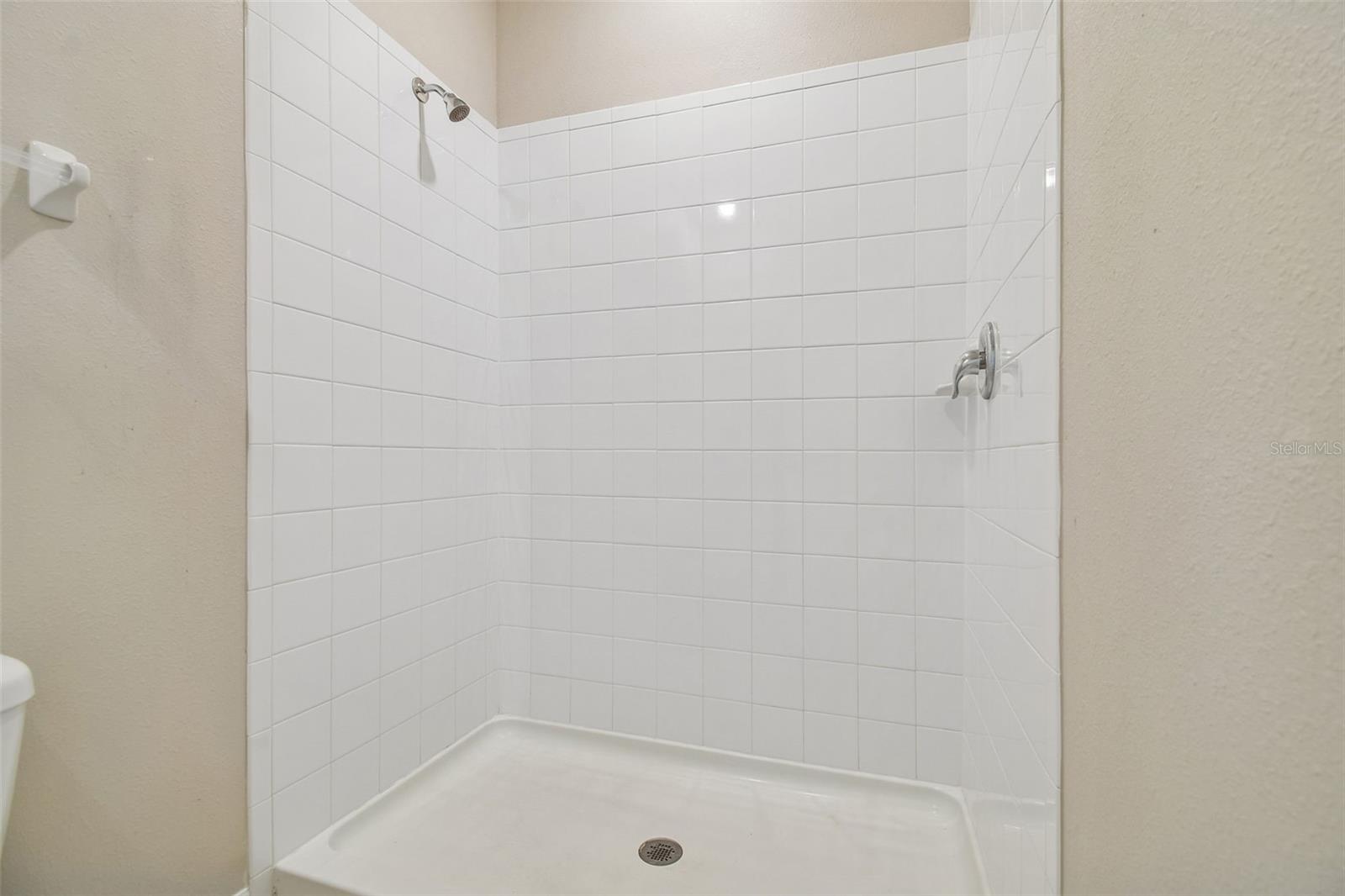 Image 23 of 67 For 12436 Shining Willow Street