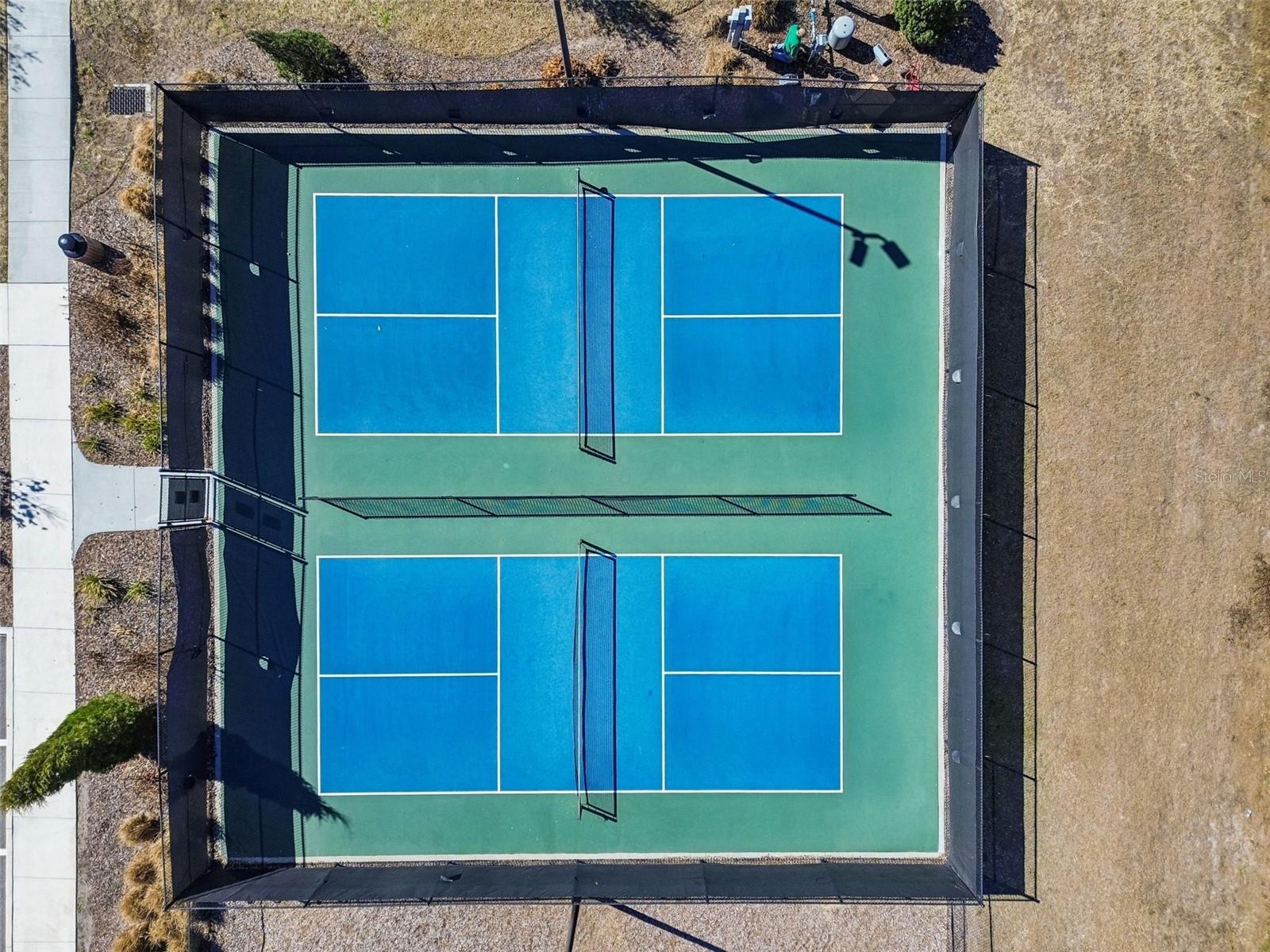 Image 62 of 67 For 12436 Shining Willow Street