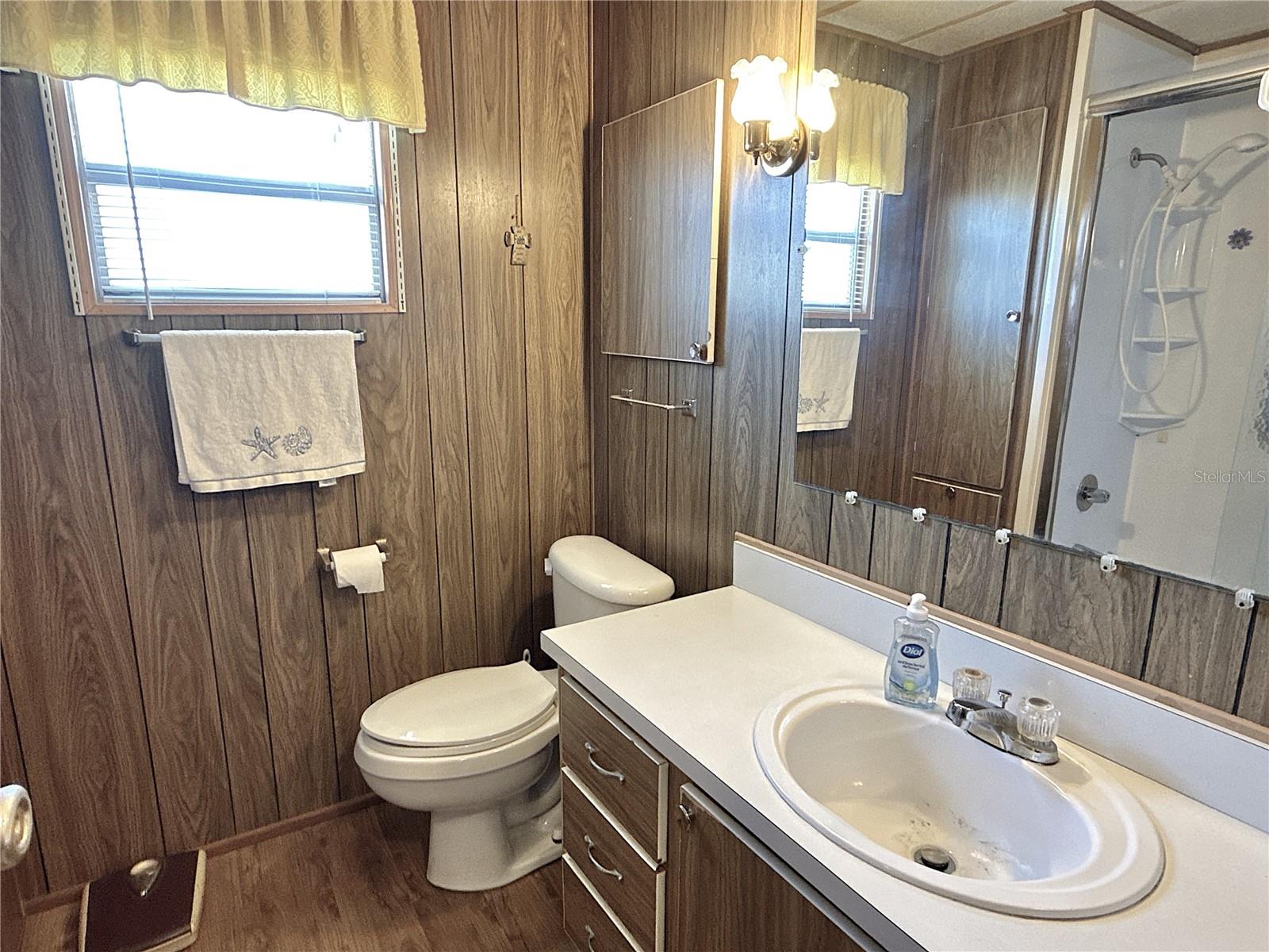 Image 10 of 29 For 672 Mount Piney Avenue Ne 699