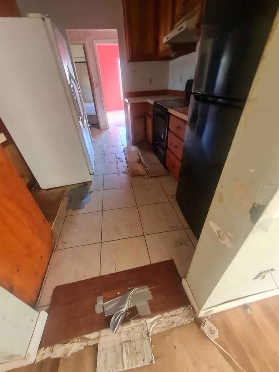 Image 23 of 33 For 5241 67th Street N