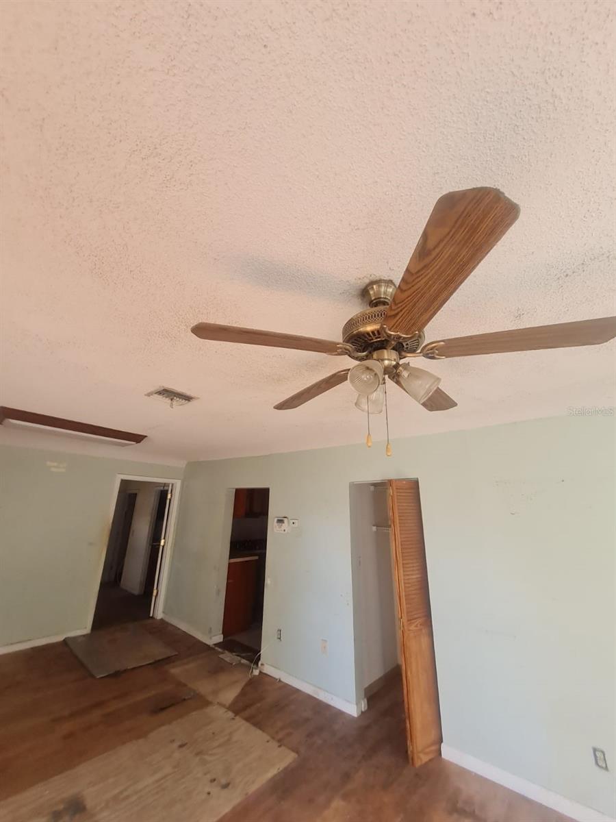 Image 3 of 33 For 5241 67th Street N