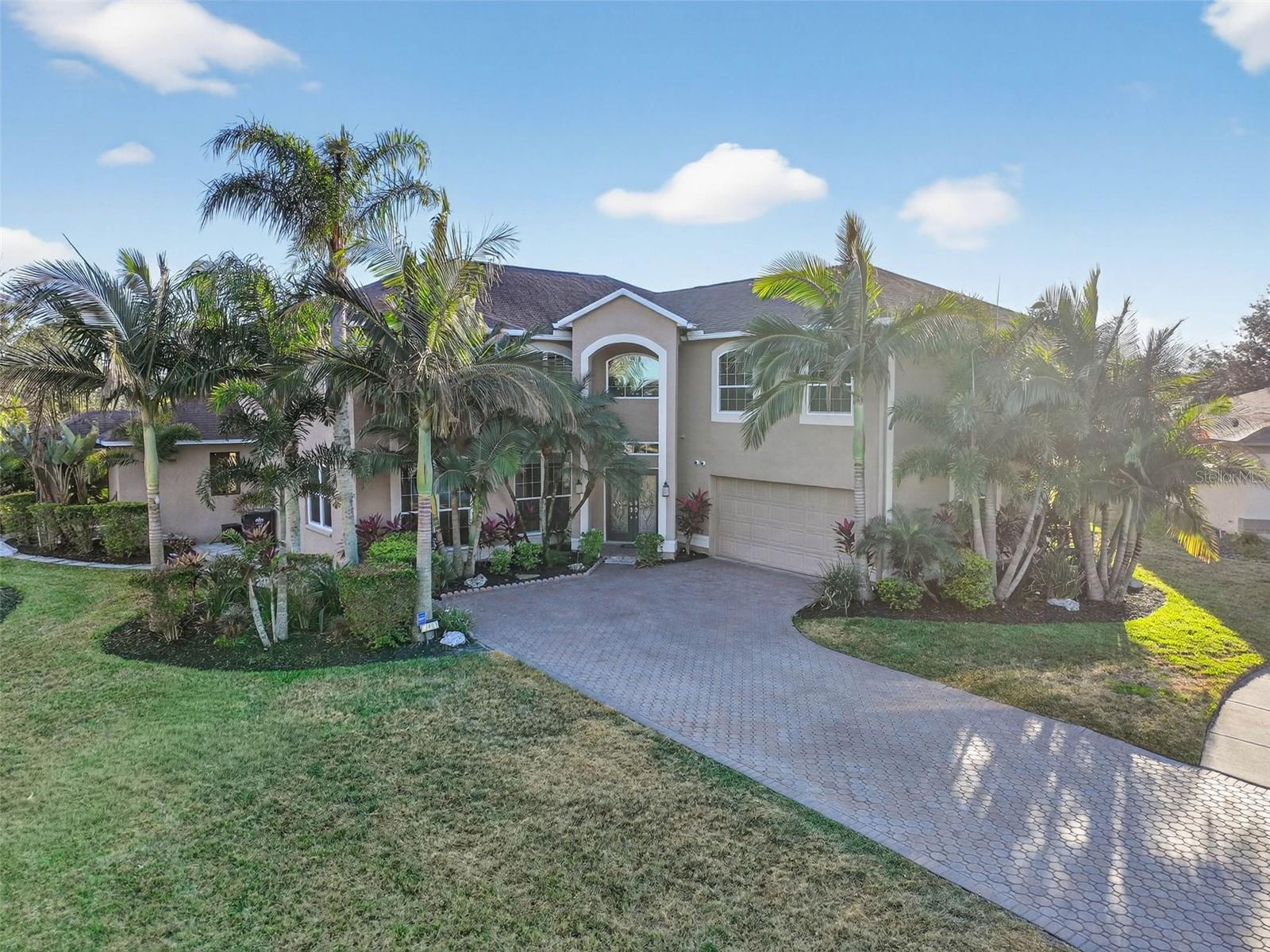 Listing photo id 98 for 12404 Maidstone Court