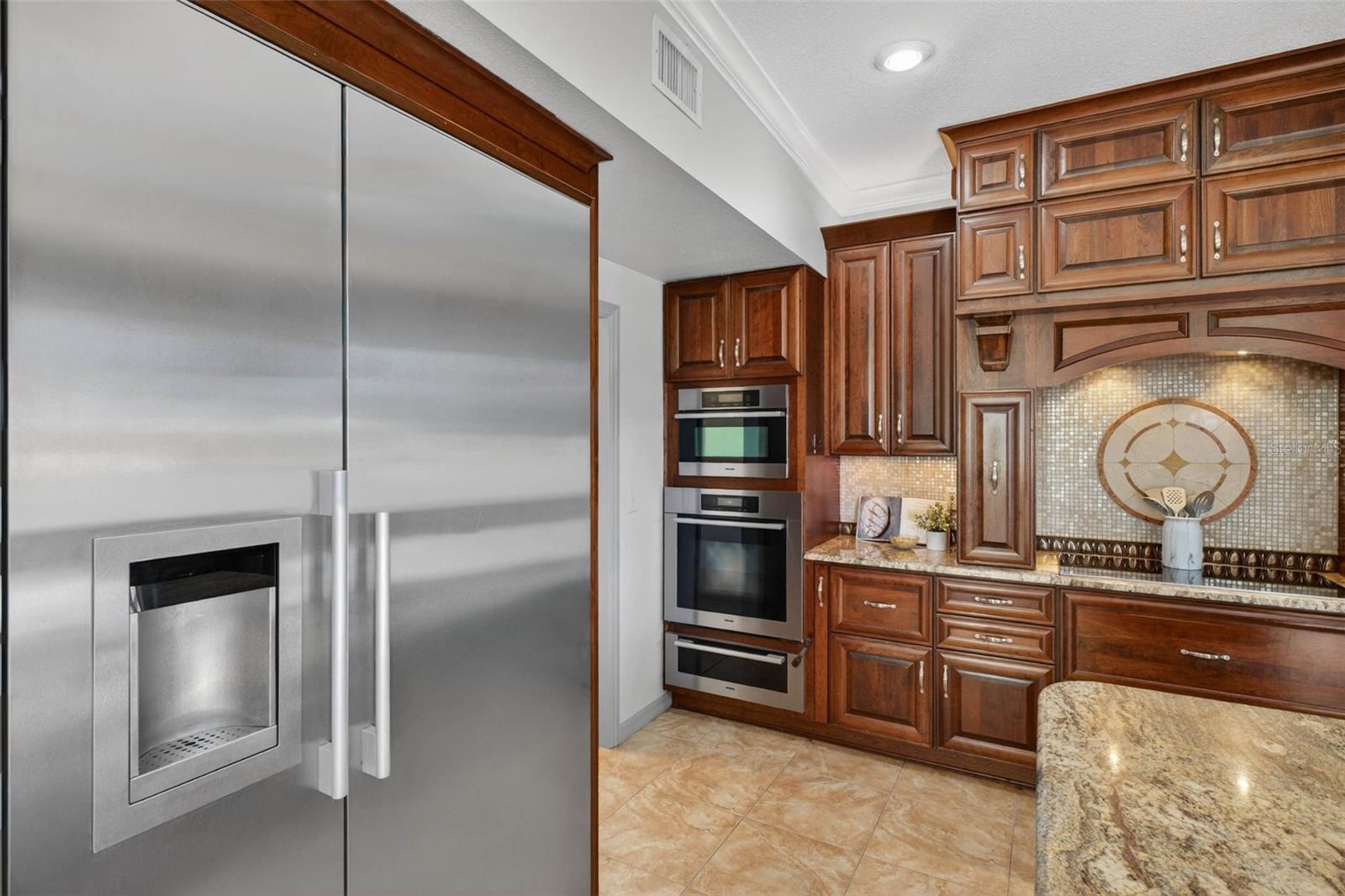 Listing photo id 21 for 12404 Maidstone Court