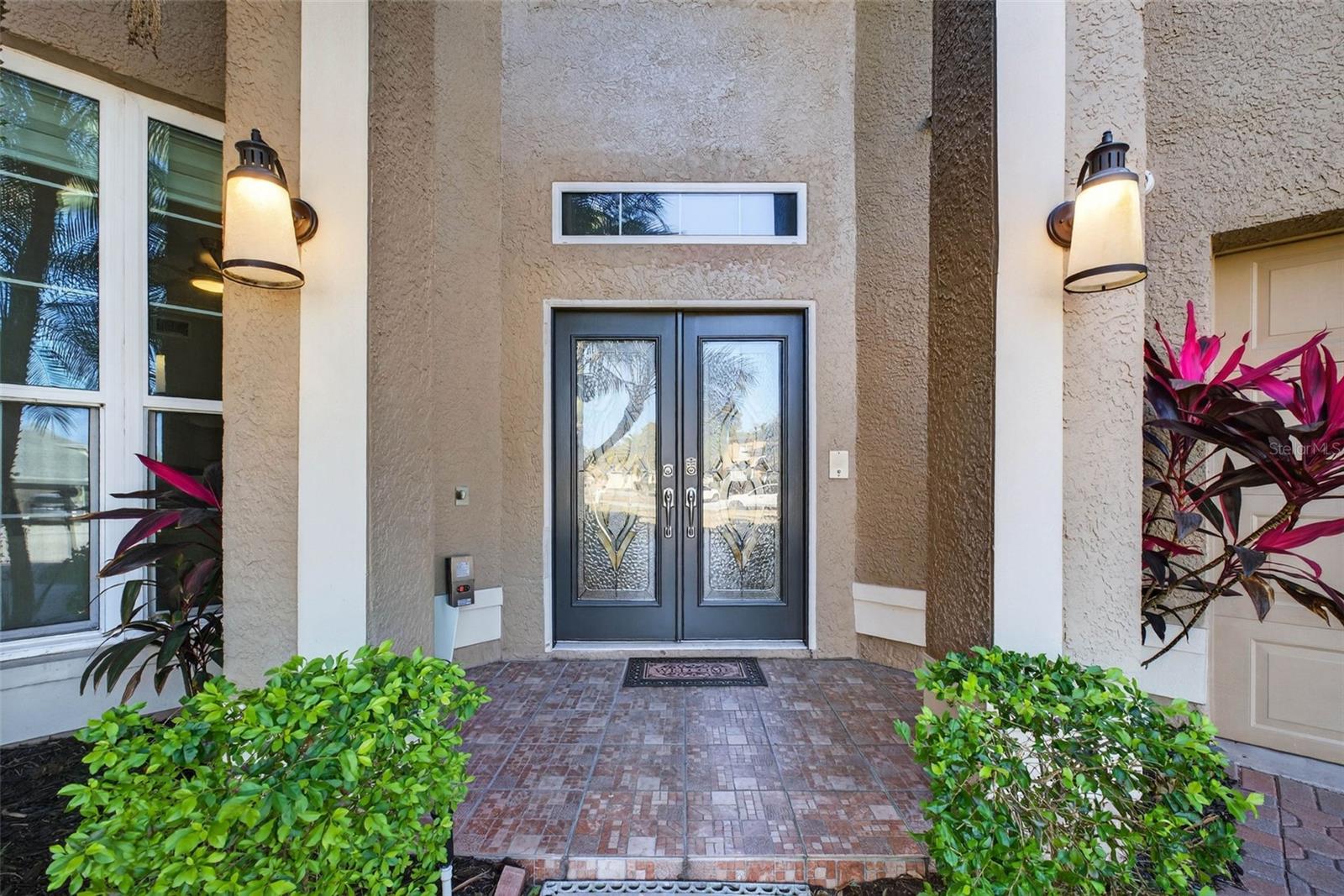 Listing photo id 1 for 12404 Maidstone Court