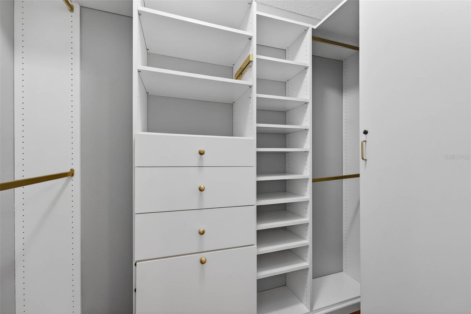 Listing photo id 45 for 12404 Maidstone Court