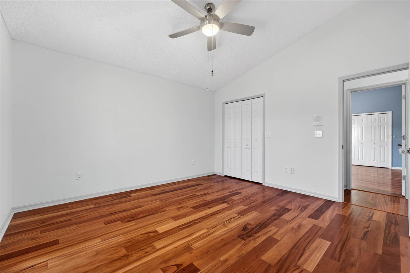 Listing photo id 55 for 12404 Maidstone Court